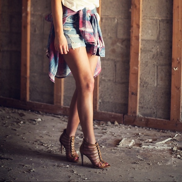 Coach Josey Heel - Picture 4 of 5